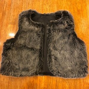 Like New! Girls Brown Faux Fur Vest Size 5